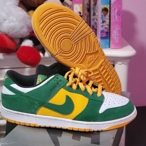 Nike sb bucks 12 limited